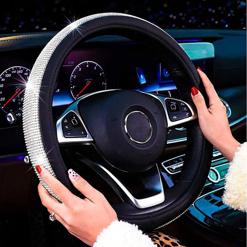 foto del prodotto partenopea utensili coprivolante per auto nero diamond strass bling 38cm pelle pu antiscivolo stile glitter per donna ragazza