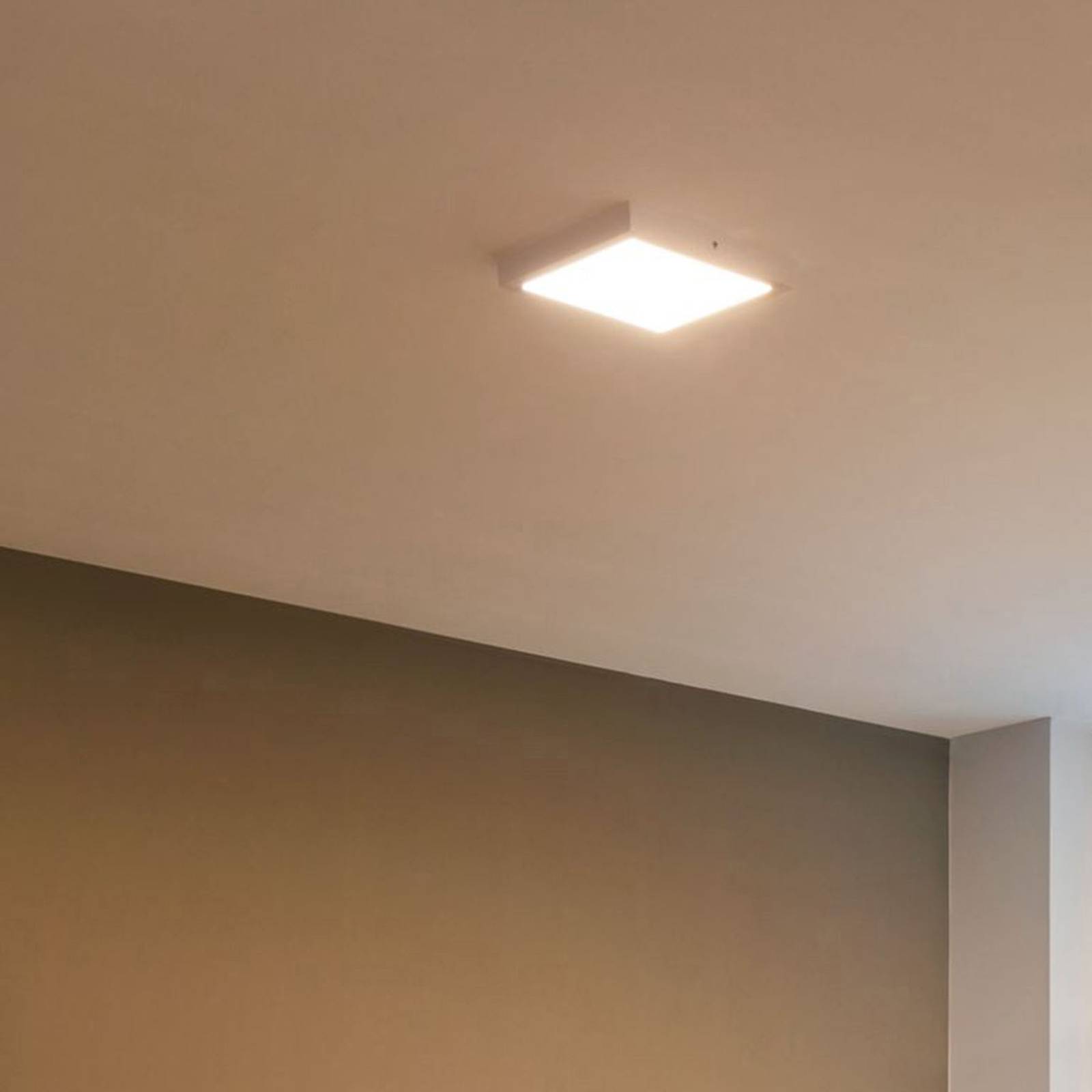 foto del prodotto paulmann atria plafoniera 2.700 k 30x30 cm bianco