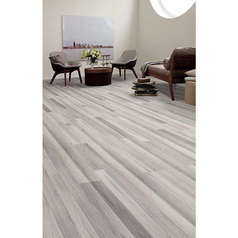 foto del prodotto pav.laminato 1383x193x8mm mq 2,4 ac4 quercia