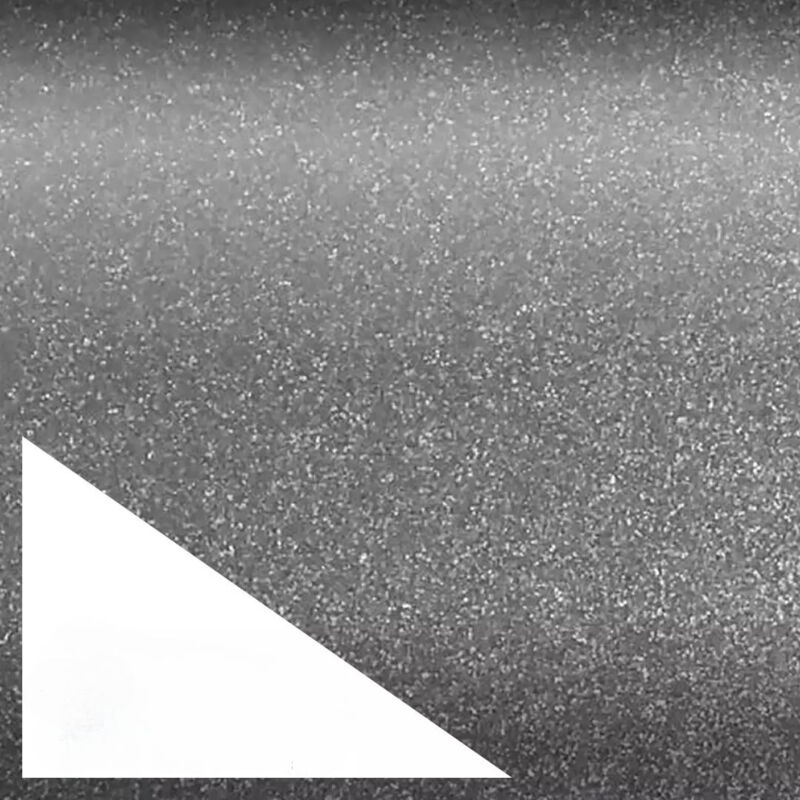 foto del prodotto pellicola adesiva opaca metallizzato phantom grey apa made in italy car wrapping h152 misura 152cm x 100cm