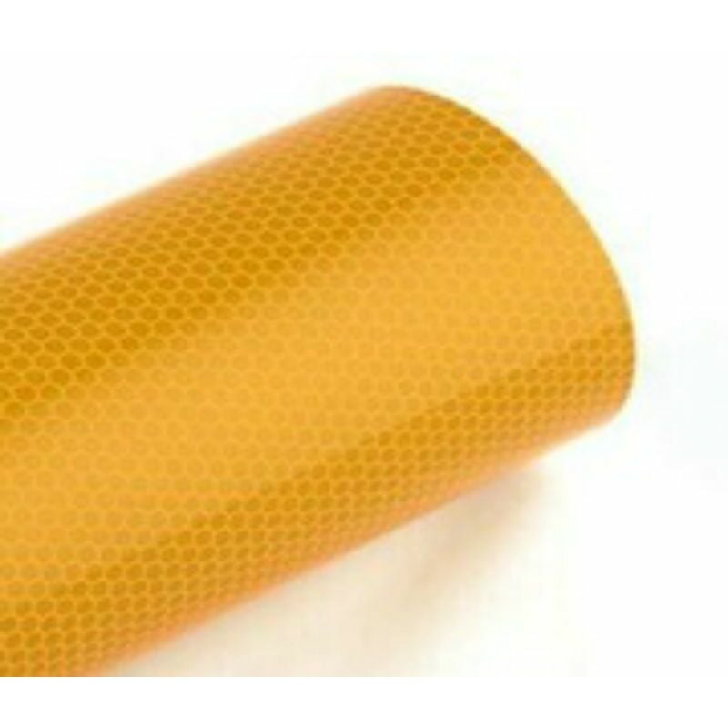 foto del prodotto pellicola adesiva retroriflettente in microsfere ad alta intensit in pet colore giallo, misura 1240mm 124cm x 300cm