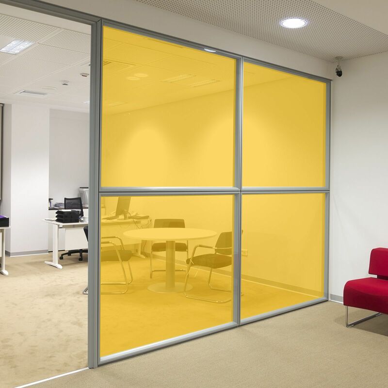 foto del prodotto pellicola trasparente colorata adesiva per vetrate in 8 colori colore oro, misura 152cm x 5 mt
