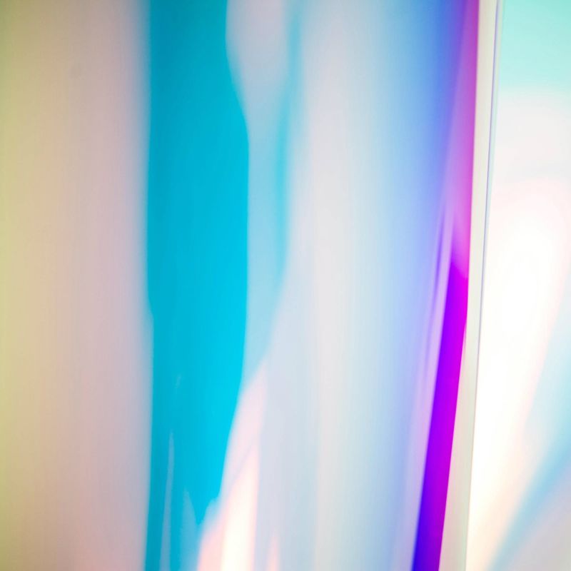 foto del prodotto pellicola trasparente dichroic dicroica adesiva arcobaleno per vetrate che cambia colore colore blaze freddo , packaging 138cm x 10 metri