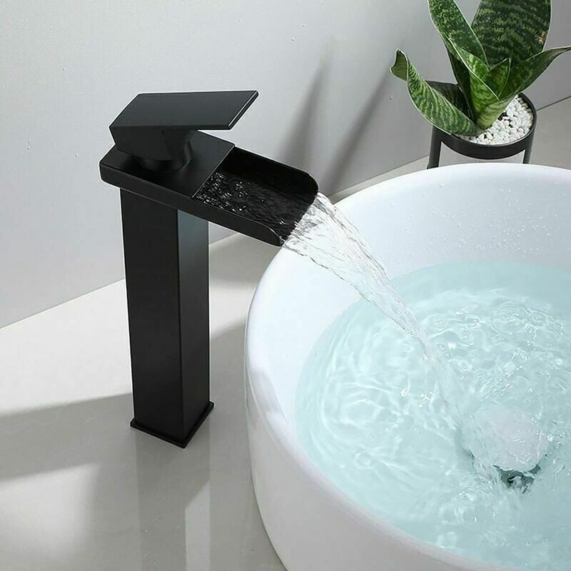 foto del prodotto pesce miscelatore per lavabo alto, cascata, nero opaco, rettangolare, caldo e freddo, regolabile, quadrato, per lavabo da appoggio, in acciaio
