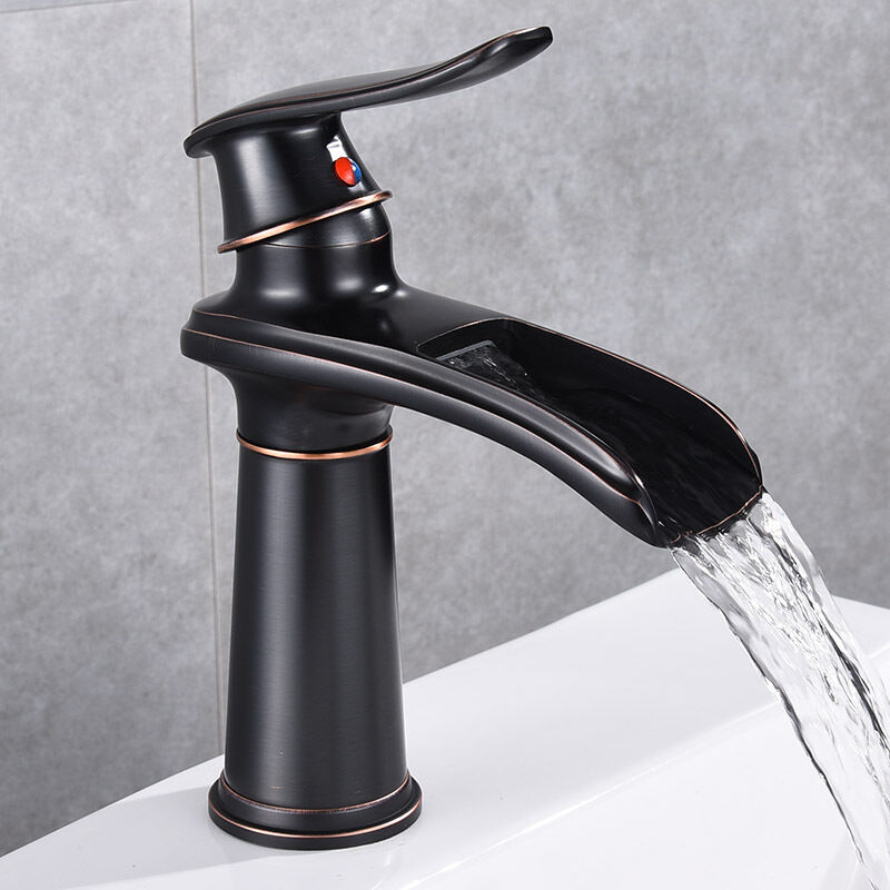 foto del prodotto petites ecrevisses rubinetto da bagno a cascata design moderno miscelatore monocomando per lavabo acqua calda e fredda disponibile nero