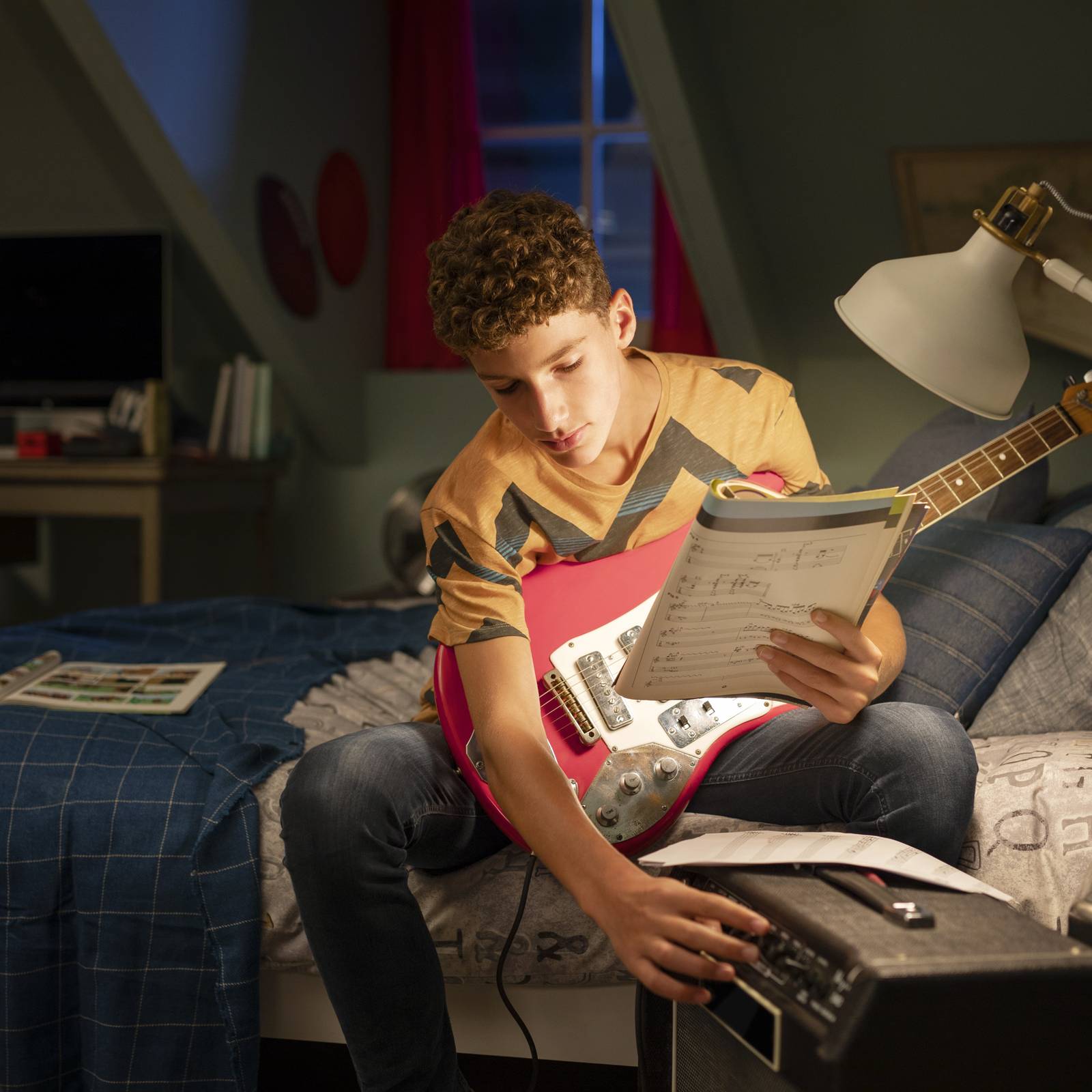 foto del prodotto philips classic led e27 p45 6,5w satinato 4.000k