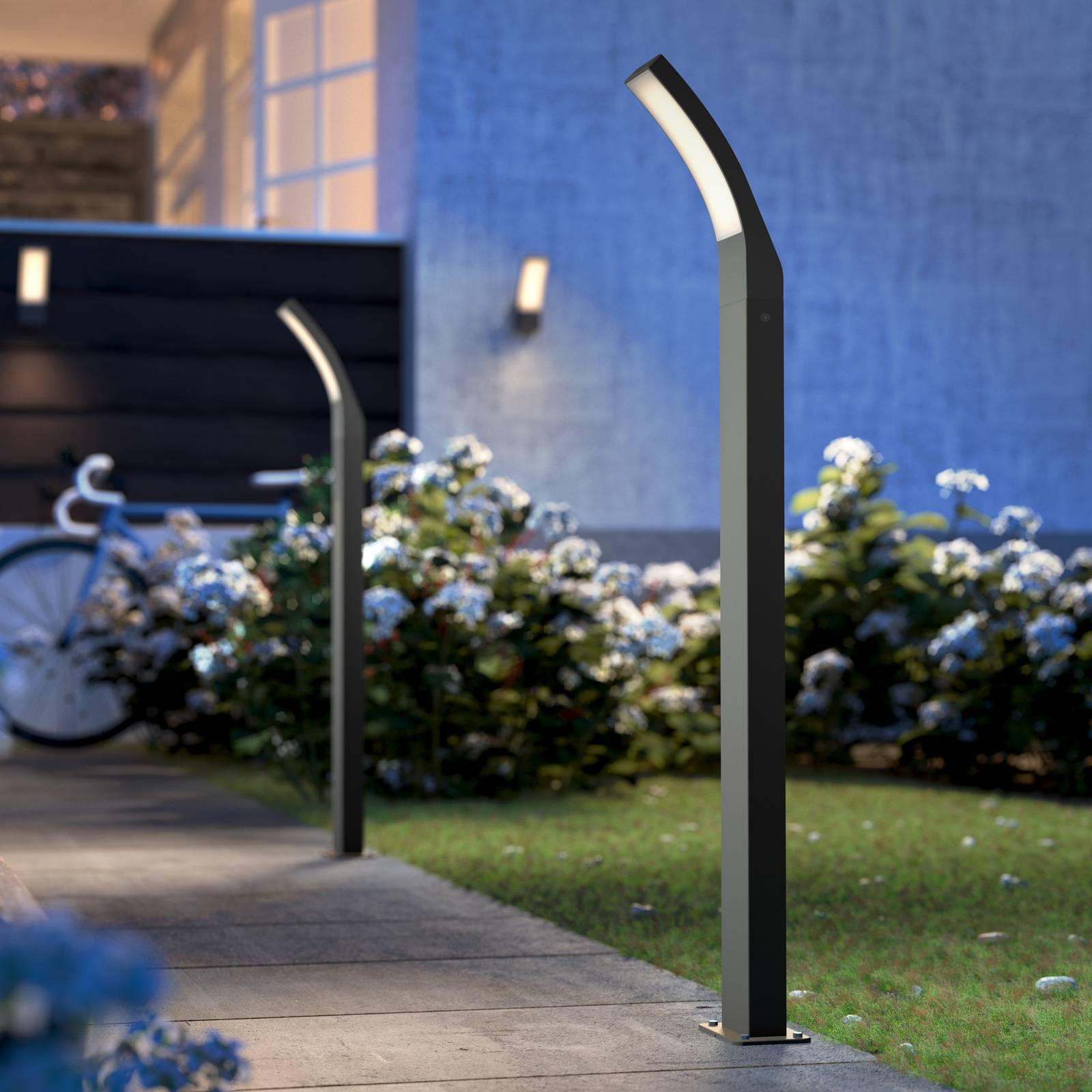 foto del prodotto philips lampione a led splay, 96 cm, 2.700 k, antracite, ip44