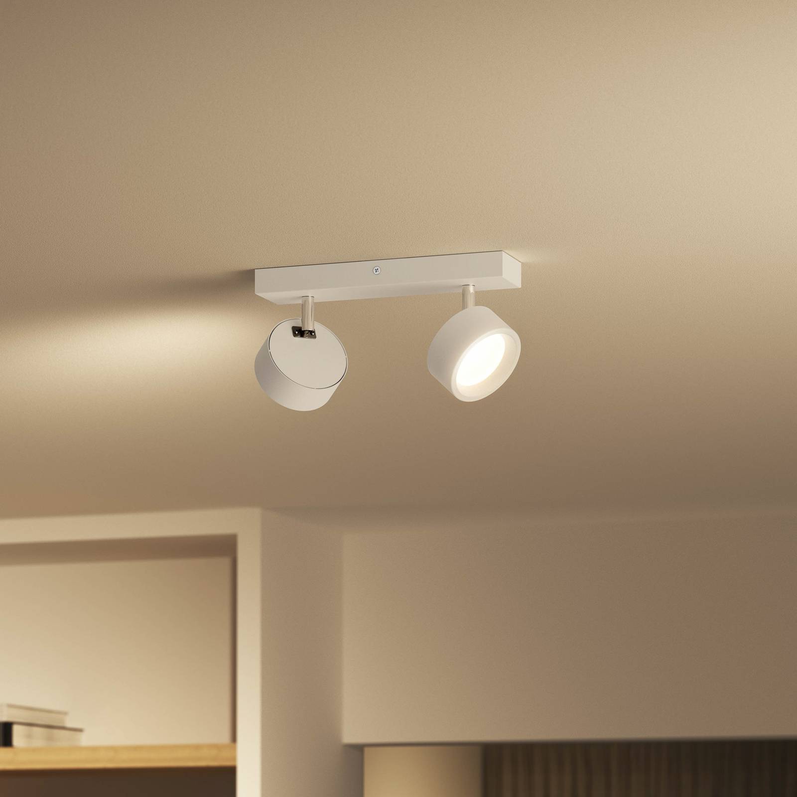 foto del prodotto philips led lampada a faretto bracia, luce calda, 5.5w, 2 punti luce, orientabile, bianco