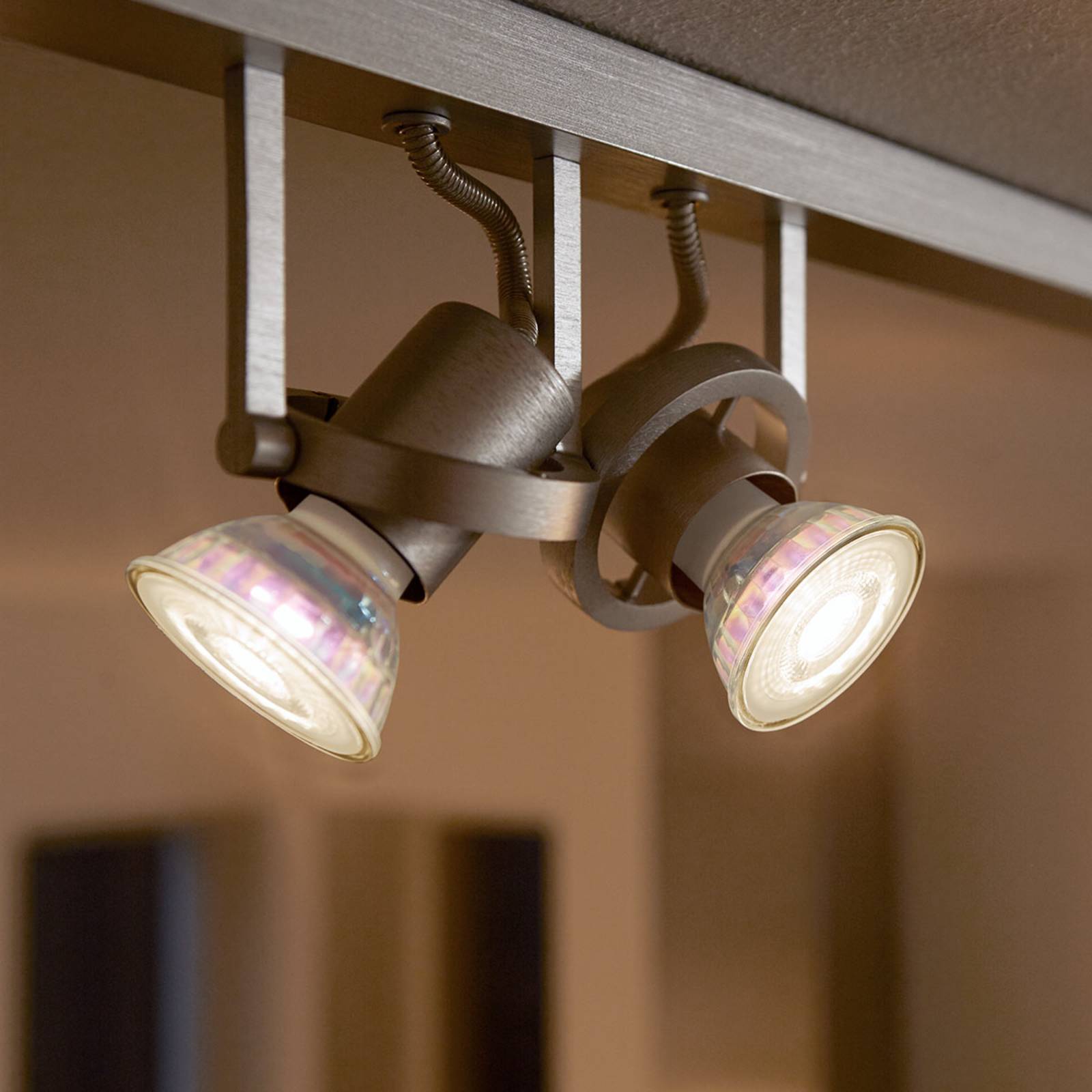 foto del prodotto philips lighting faretto led, equivalente a 35w, attacco gu10, luce bianca fredda, non dimmerabile