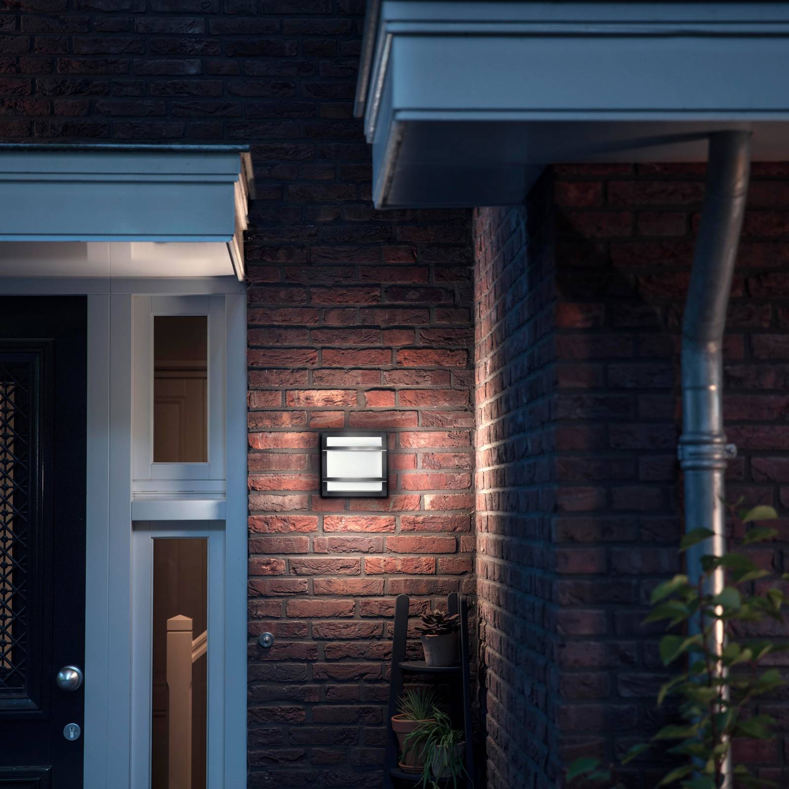 foto del prodotto philips mygarden applique led petronia