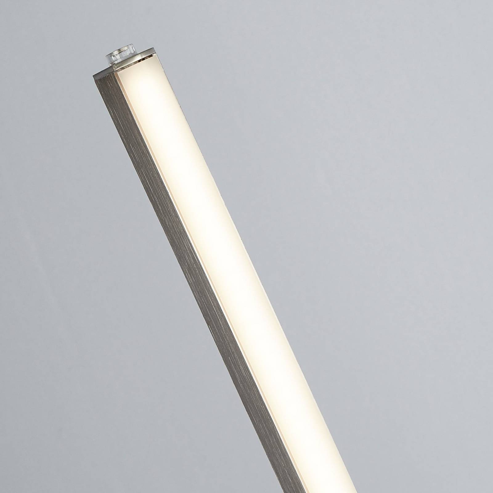 foto del prodotto piantana moderna tribeca alluminio argento bianco led 17,7w 2700 3000 4000k