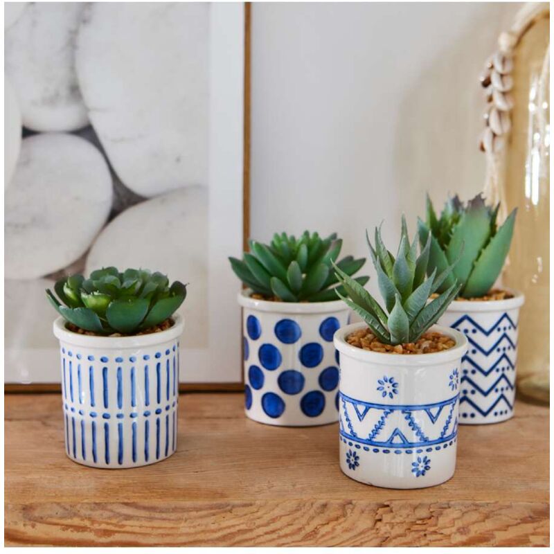 foto del prodotto piantina grassa artidiciale in vasetto di ceramica