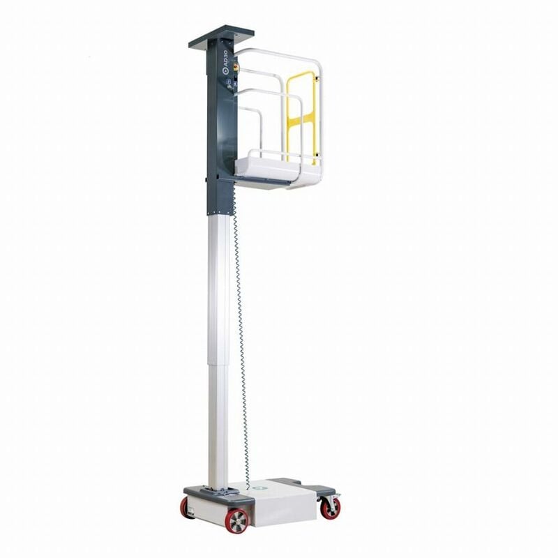 foto del prodotto piattaforma di accesso motorizzata stockman a mini montante verticale con altezza di lavoro fino a 4950 mm ma50sf