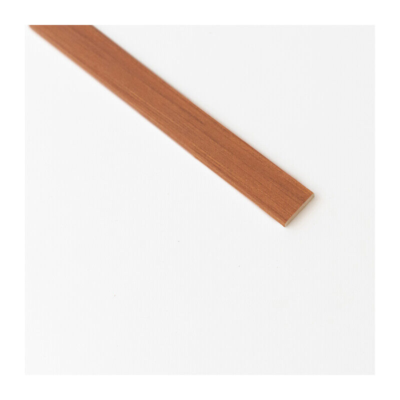 foto del prodotto piattina mdf ciliegio mm.6x30x2400. prezzo per 1 pezzo.