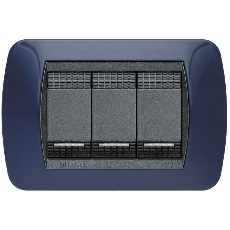 foto del prodotto placca 3 posti living international, colore blu solido btil4803bd