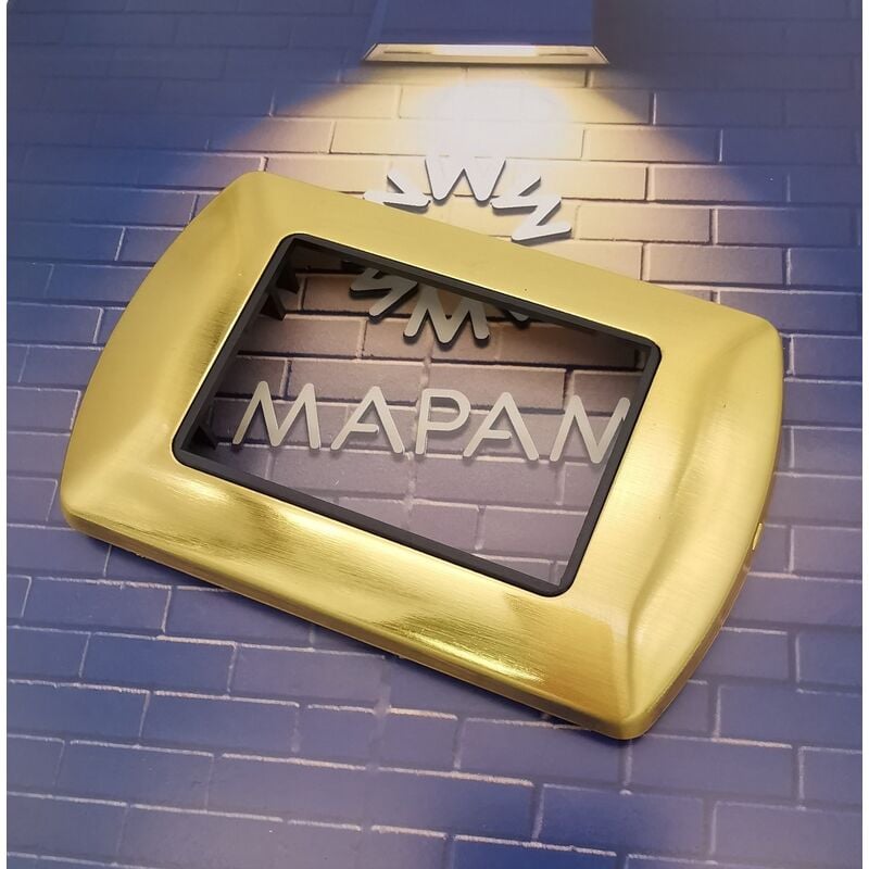 foto del prodotto placca 7 posti oro satinato living international in compatibile in acciaio