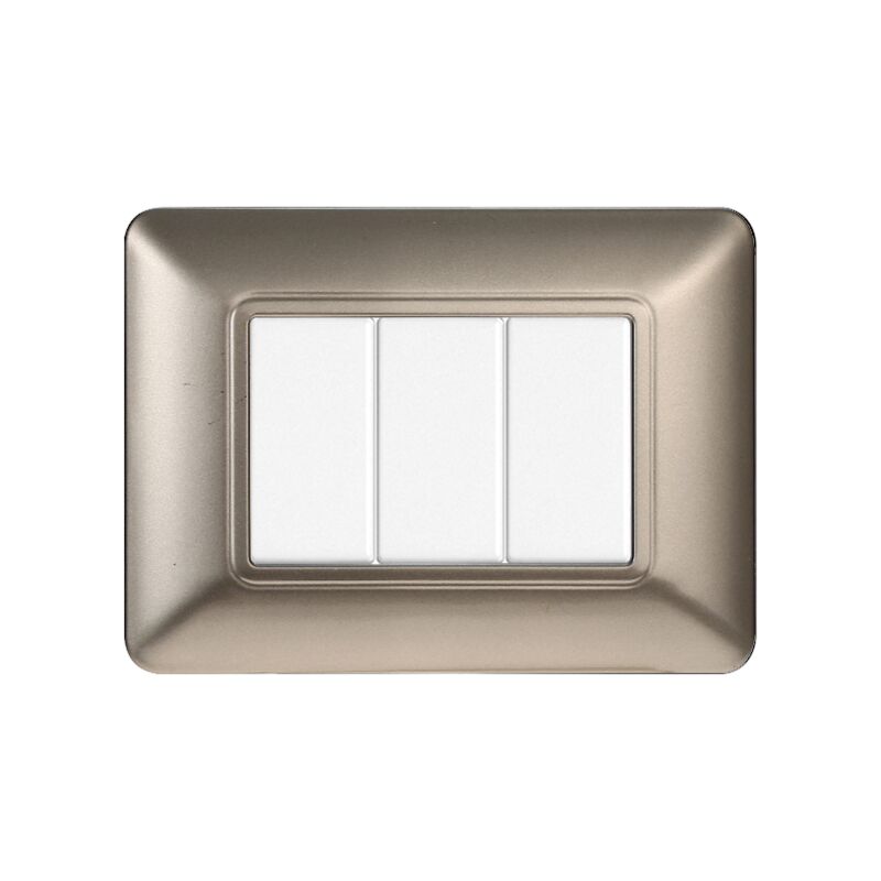 foto del prodotto placca in plastica 3 posti colore titanio serie solar compatibile matix