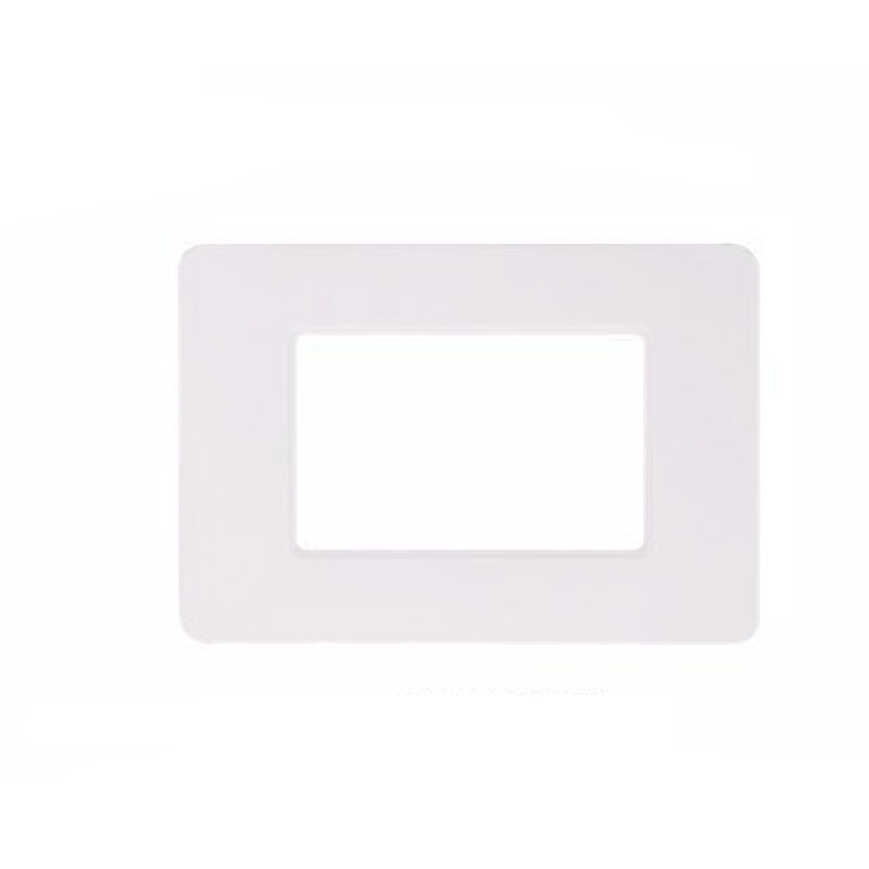 foto del prodotto placca interruttore 3 moduli bianca compatibile matix copri placchetta c8803 wht