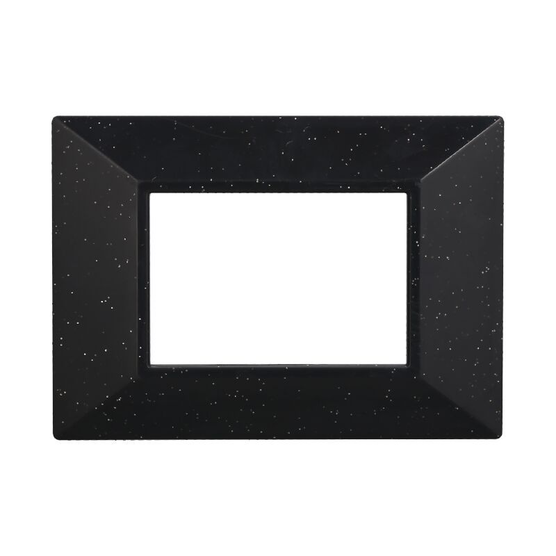 foto del prodotto placca piramide, serie moon, 3 moduli, plastica, nero brillante, compatibile con serie bticino axolute ettroit an90324