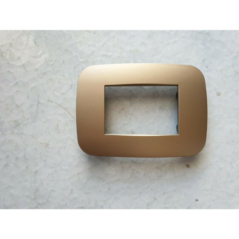 foto del prodotto placca placchetta placchette compatibili per serie axolute bticino colorate fori oro satinato 7 fori trade shop traesio