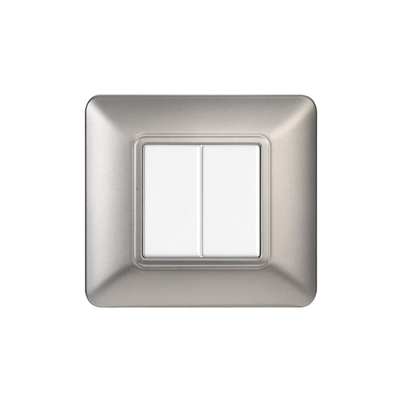 foto del prodotto placca serie solar, 2 moduli, plastica, argento, compatibile con serie bticino matix ettroit mt83206