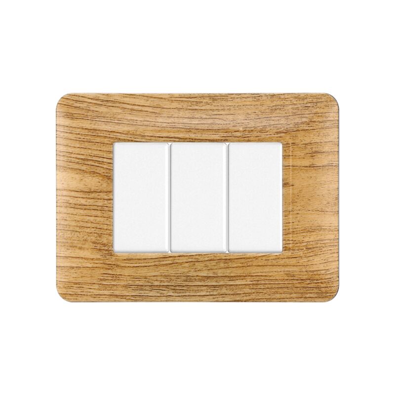 foto del prodotto placca serie solar, 3 moduli, plastica, legno scuro, compatibile con serie bticino matix ettroit mt83305