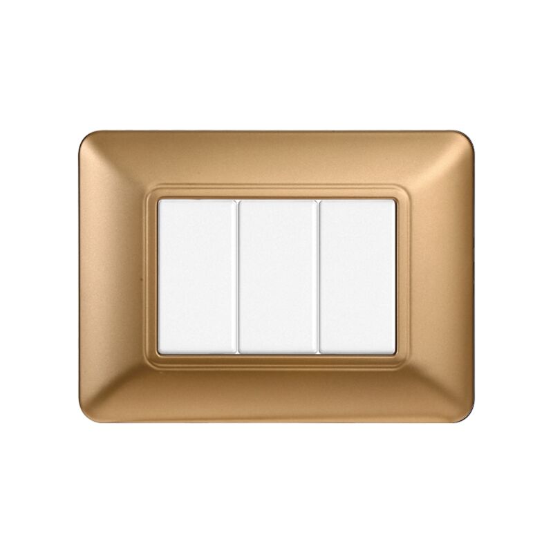 foto del prodotto placca serie solar, 3 moduli, plastica, oro, compatibile con serie bticino matix ettroit mt83311