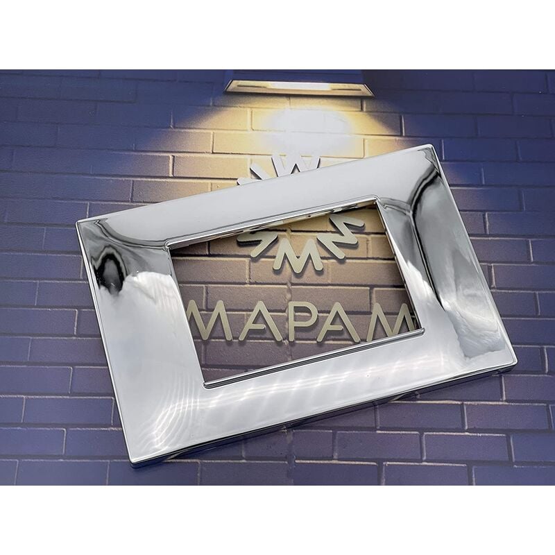 foto del prodotto placche compatibili vimar plana 2 3 4 7 posti t24- 3 posti- argento lucido