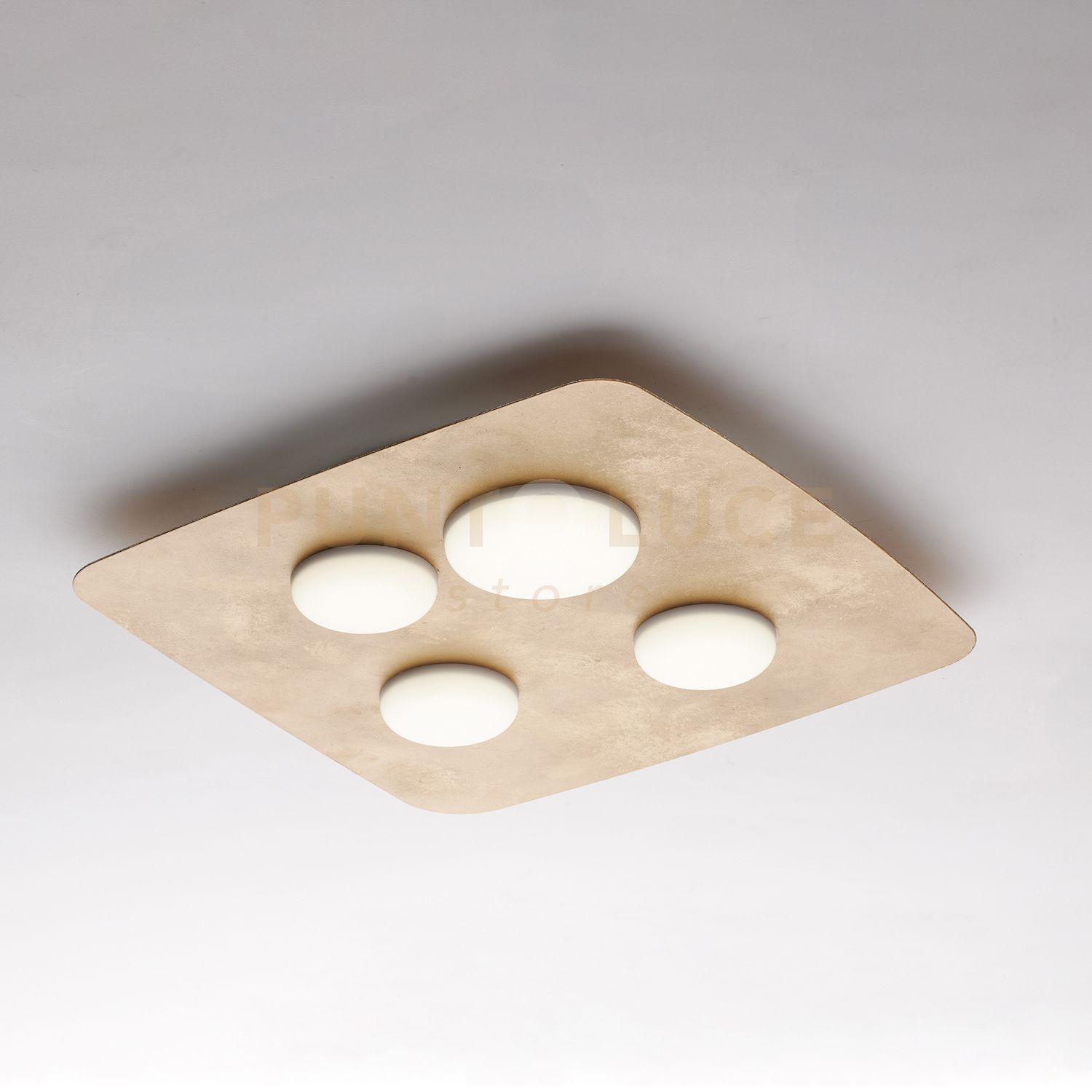 foto del prodotto plafoniera in metallo laccato bianco con decorazione oro antico e diffusori in silicone a led integrato 4 luci