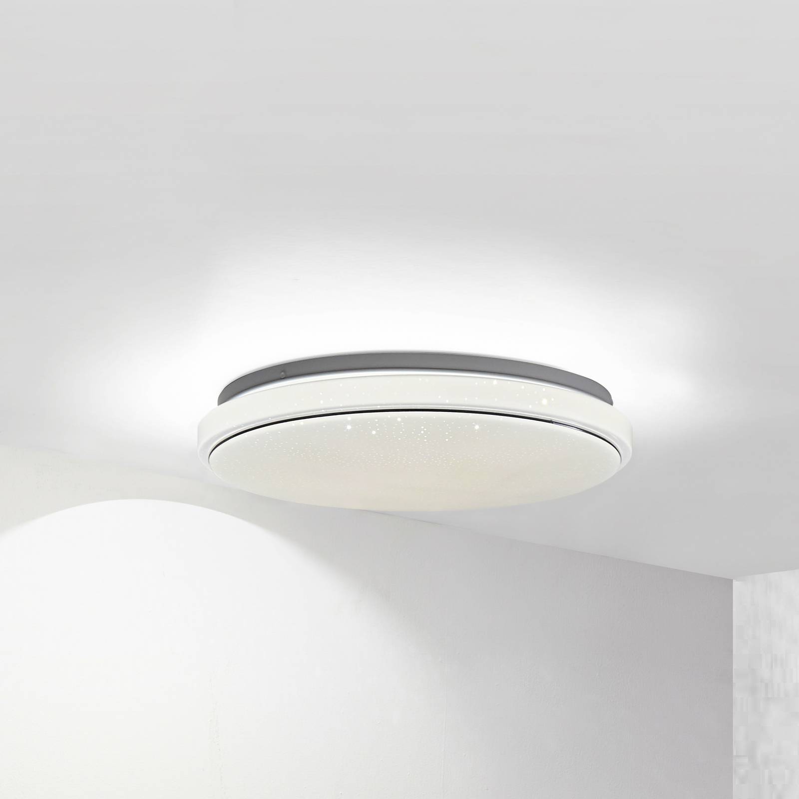 foto del prodotto plafoniera led lindby glamo, 39 cm, cromo, bianco, ip44