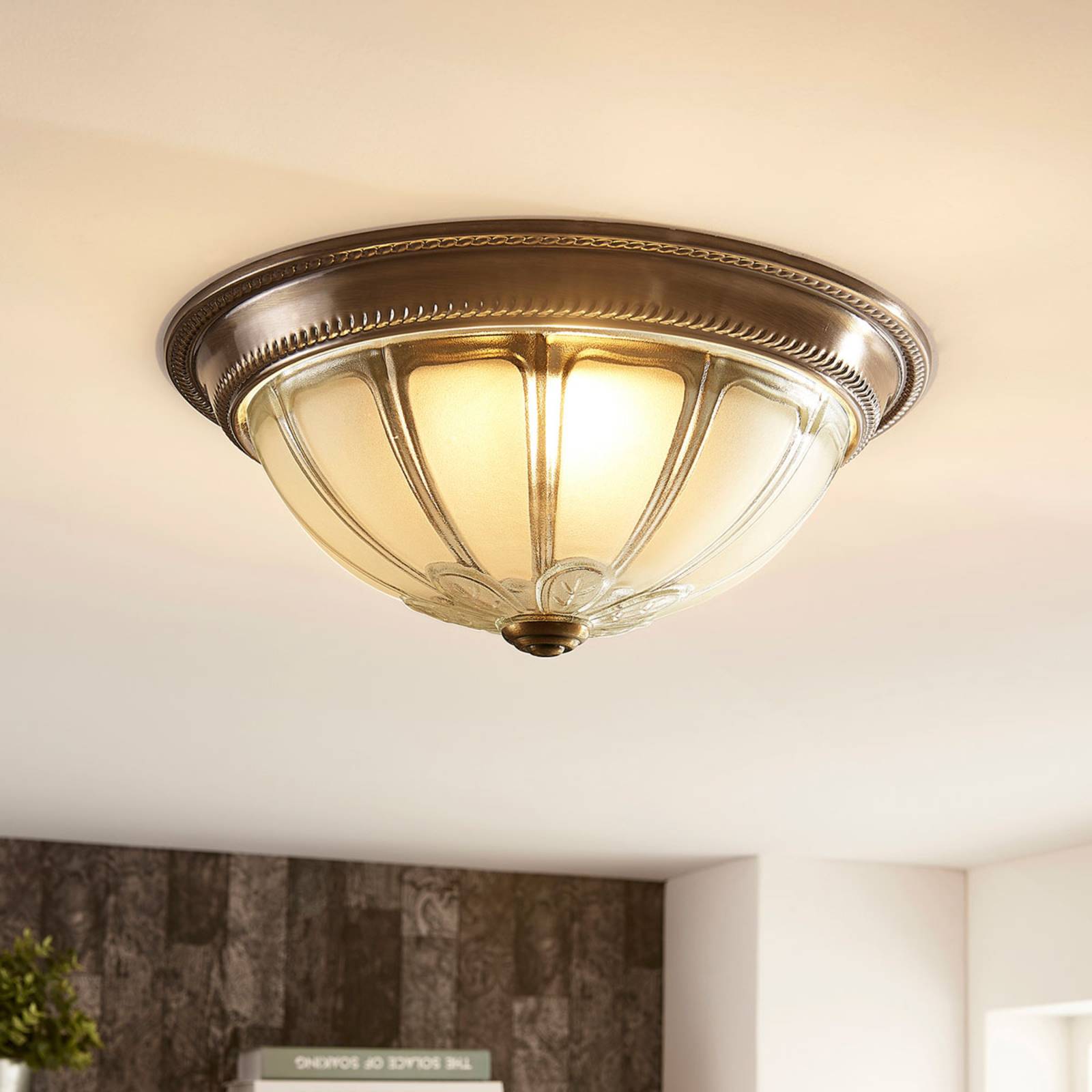 foto del prodotto plafoniera led lindby henja, ottone antico, 32 cm, dimmerabile