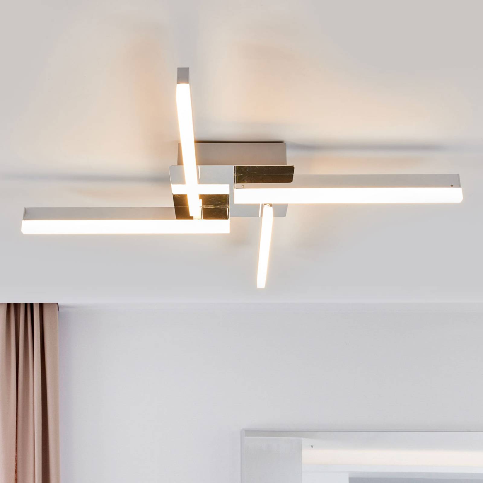 foto del prodotto plafoniera led patrik di lindby, 59 cm, a 4 luci, cromo, ip44