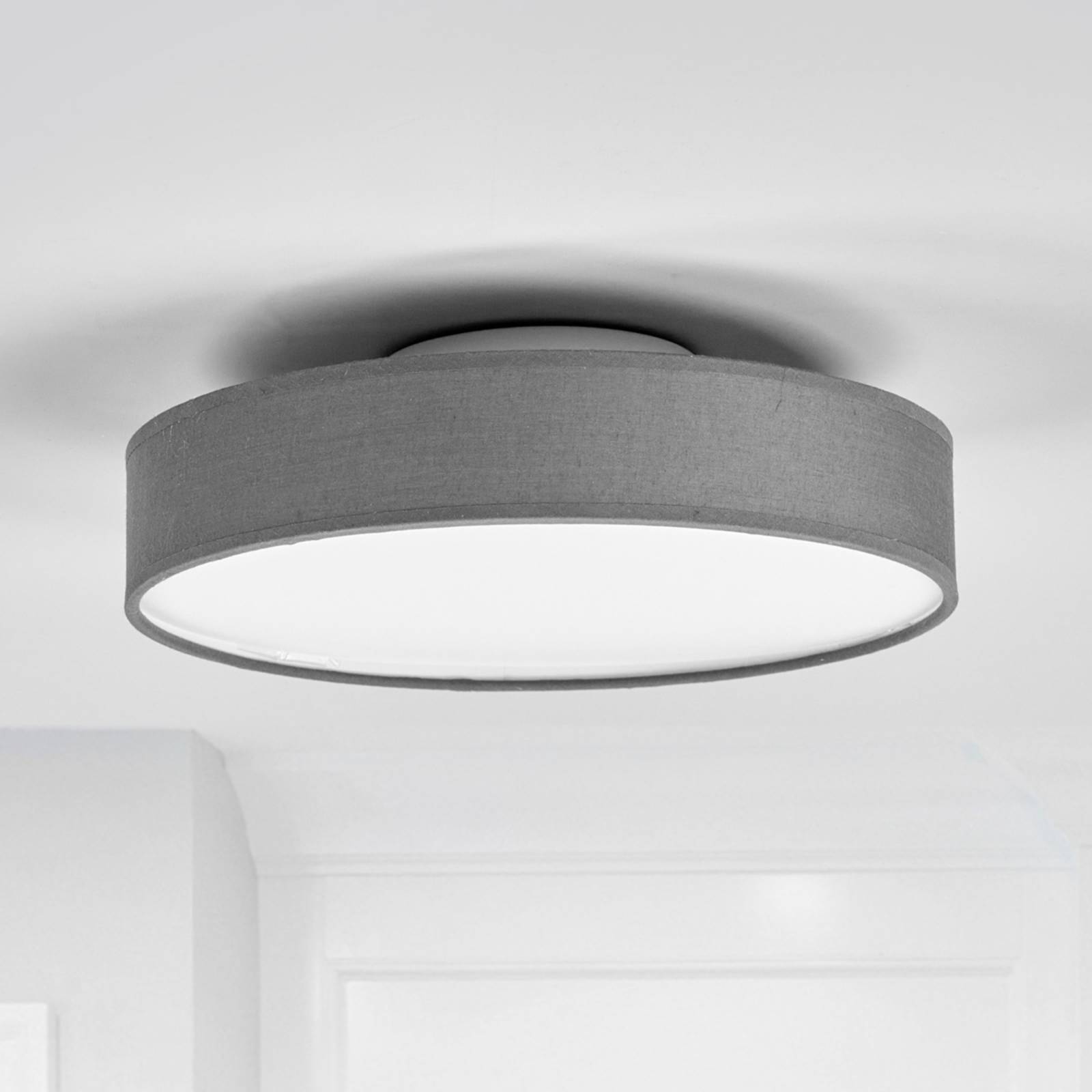 foto del prodotto plafoniera led saira di lindby, 30 cm, grigio, tessuto
