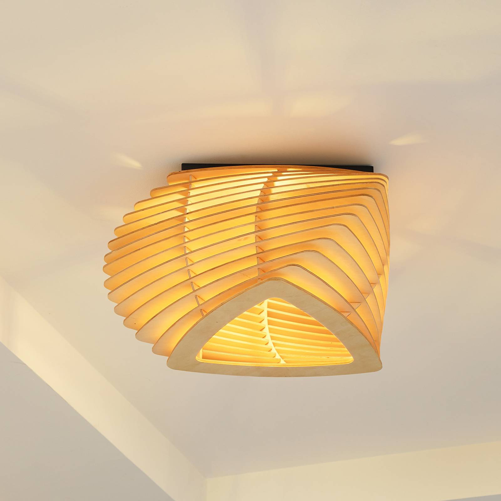 foto del prodotto plafoniera lindby sanza, 50 cm, legno, curva