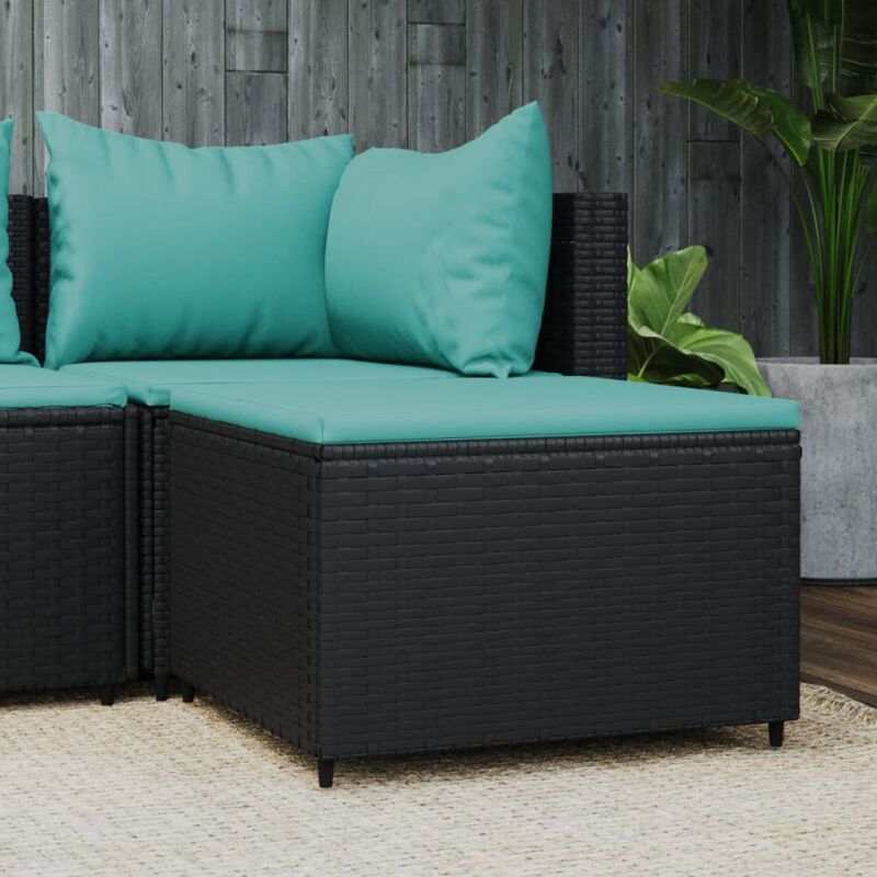 foto del prodotto poggiapiedi da giardino con cuscino in polyrattan nero