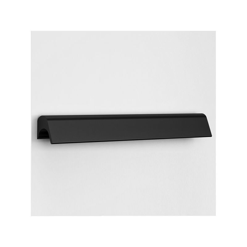 foto del prodotto polideas maniglia con linee essenziali arrotondate 204 mm laccato nero