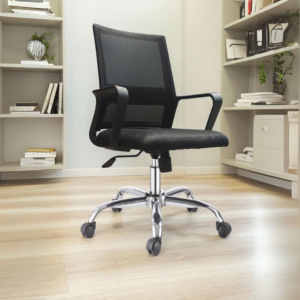 foto del prodotto poltrona da ufficio c8350 con schienale in rete colore nero con base cromata