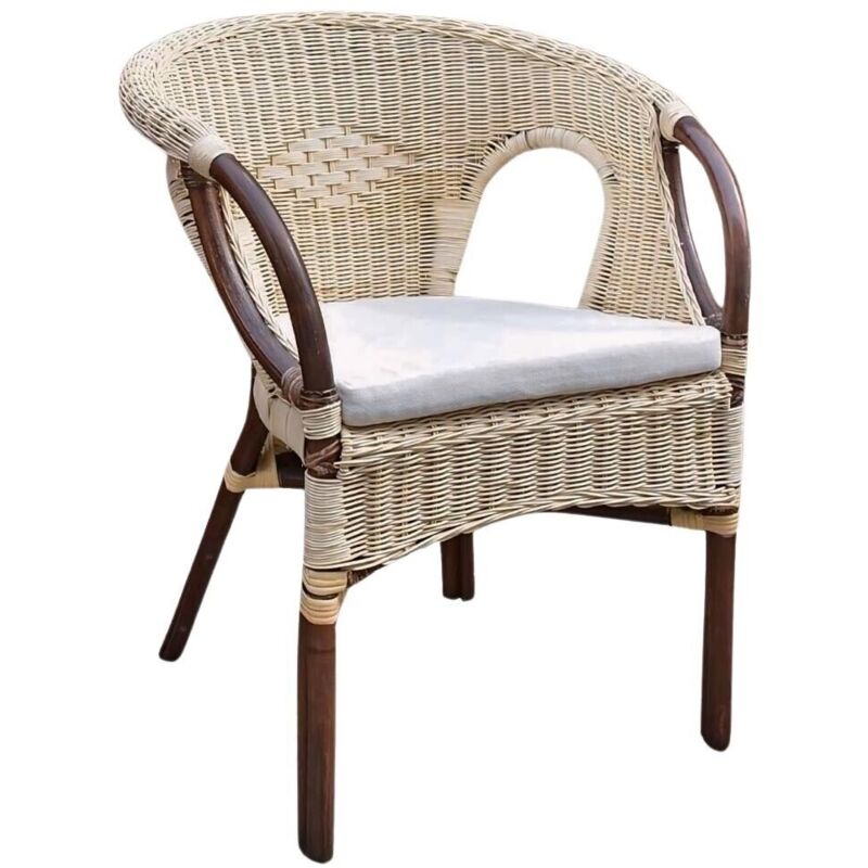 foto del prodotto poltrona mandolino in vimini color noce con cuscino incluso in omaggio comfort