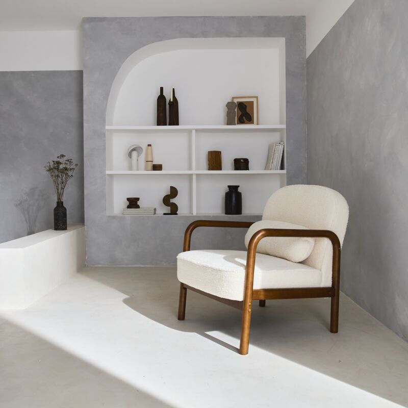 foto del prodotto poltrona scandinava in legno di hevea, bianco