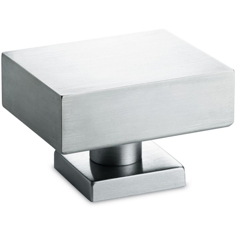 foto del prodotto pomolo fisso fenix sicma 65x80mm con rosetta quadra 45x45mm cromo satinato
