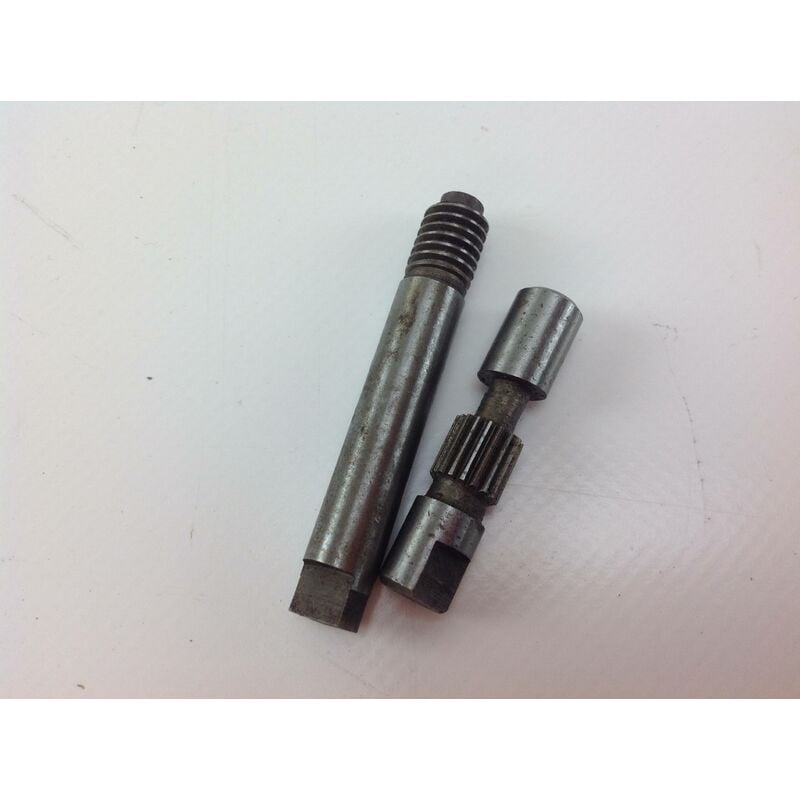 foto del prodotto pompa olio compatibile dolmar motore motosega ca 012202