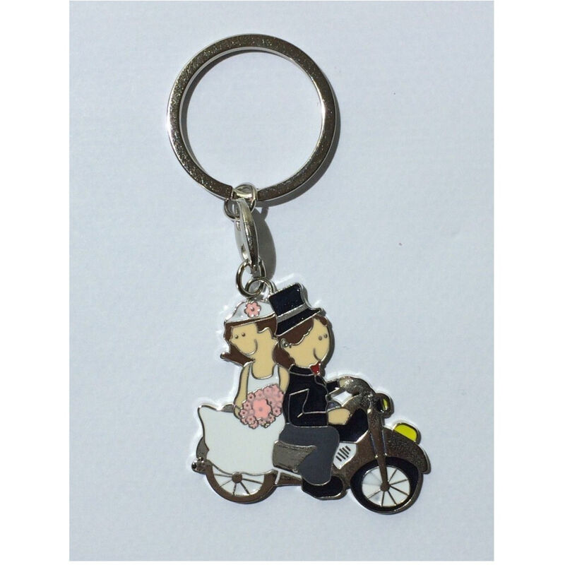 foto del prodotto portachiavi sposi in moto bomboniera promessa matrimonio gadget regalo trade shop traesio