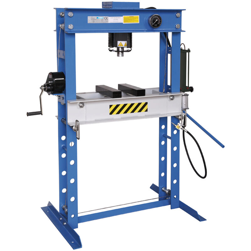 foto del prodotto pressa idraulica manuale pneumatico fervi p001 45 per officina 45 ton
