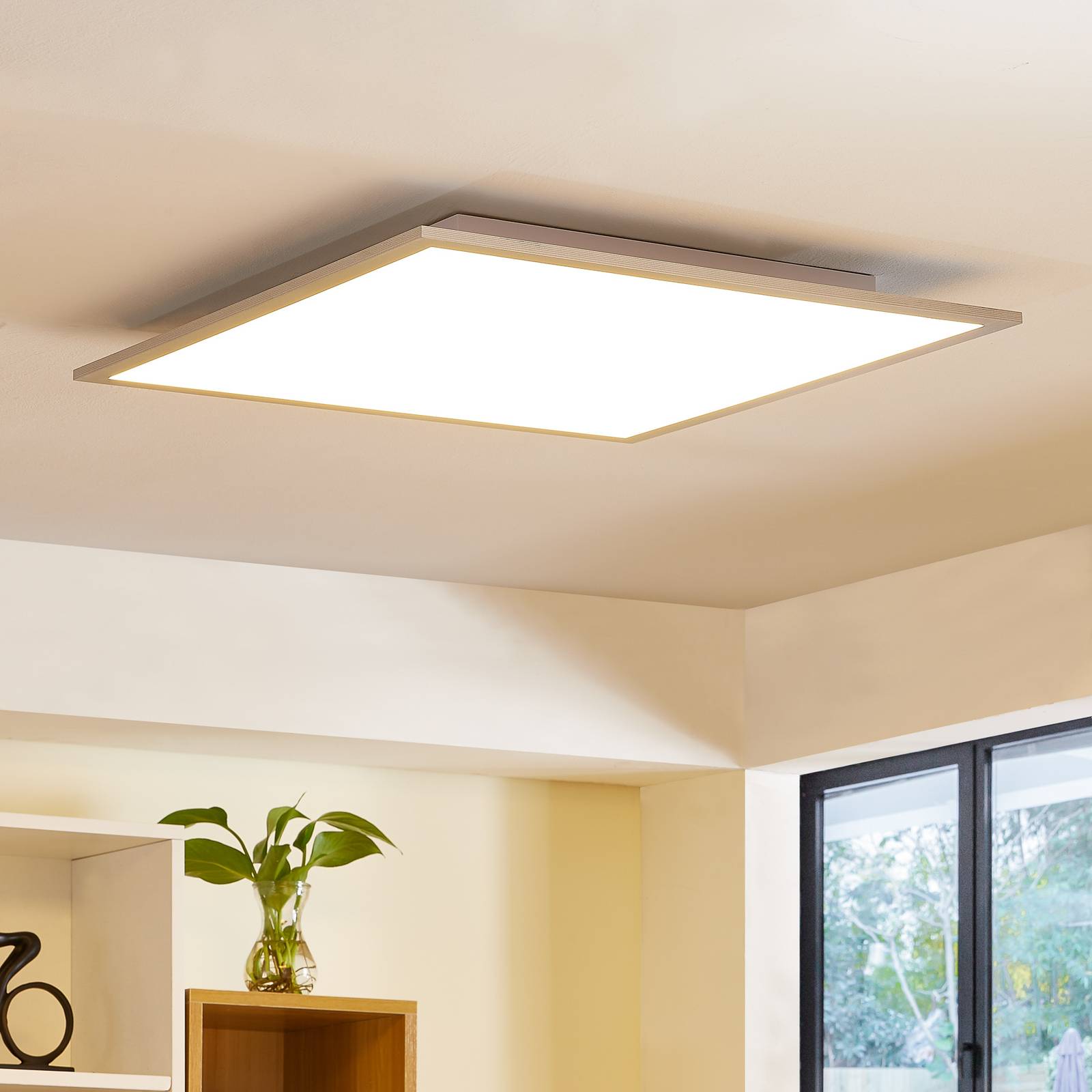foto del prodotto prios led dinvoris in grigio da plastica
