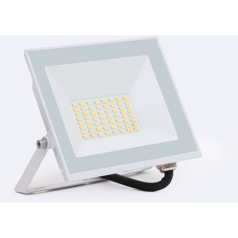 foto del prodotto proiettore led 30w 120 lm w ip65 s3 bianco bianco freddo no 5000k