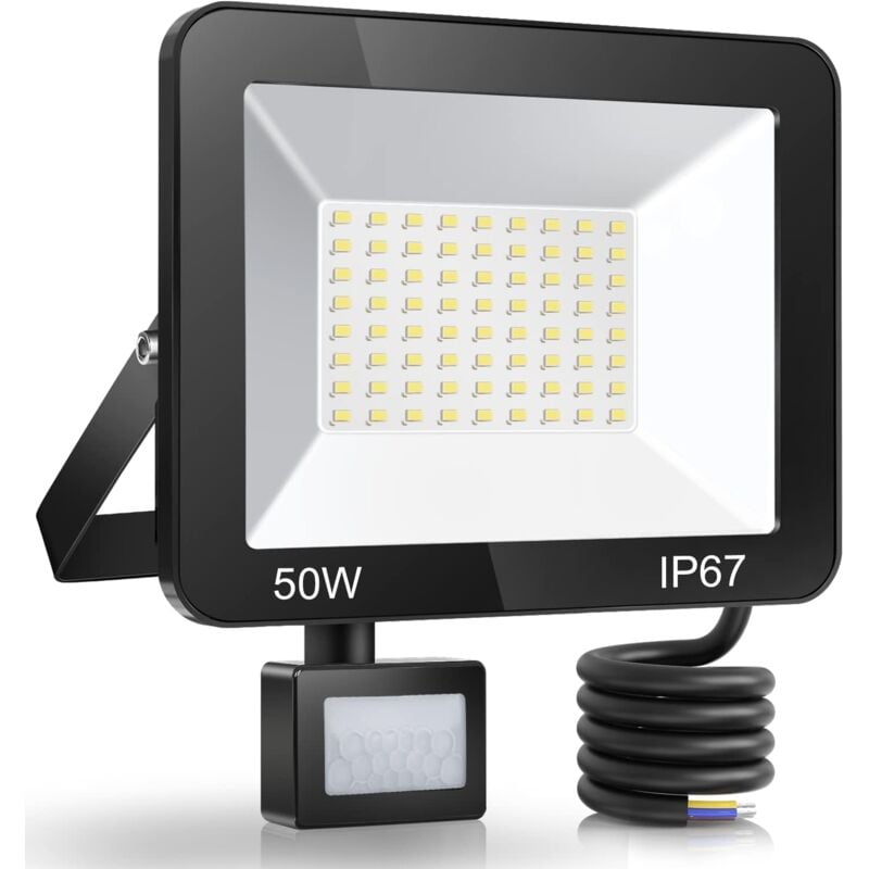 foto del prodotto proiettore led da esterno 50w con sensore di movimento, faretto led impermeabile ip67 con sensore, 5000lm 7000k illuminazione esterna bianco freddo,