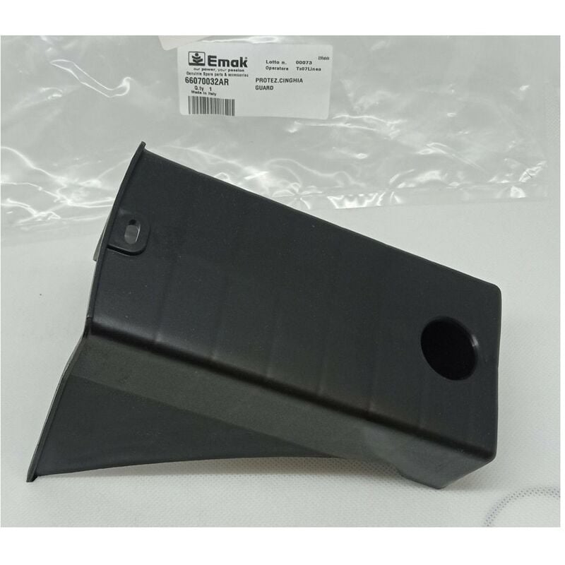foto del prodotto protezione cinghia rasaerba oleomac g53tbx g53tk g53tk g53tx comfort plus 66071089