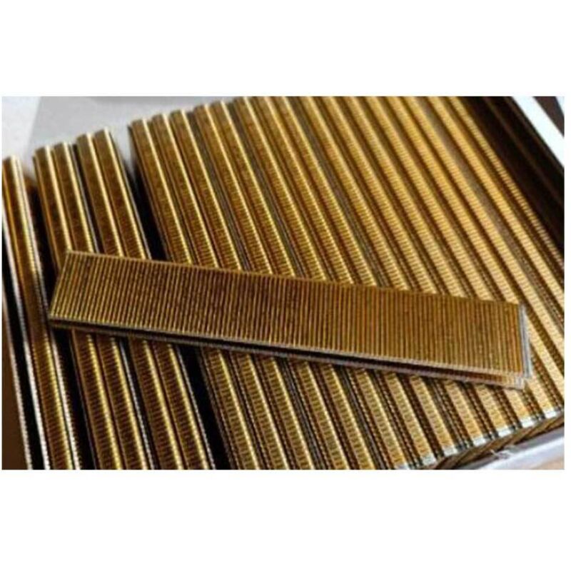 foto del prodotto punti metallici da 20 mm per cucitrice pneumatica, 2500 pz.