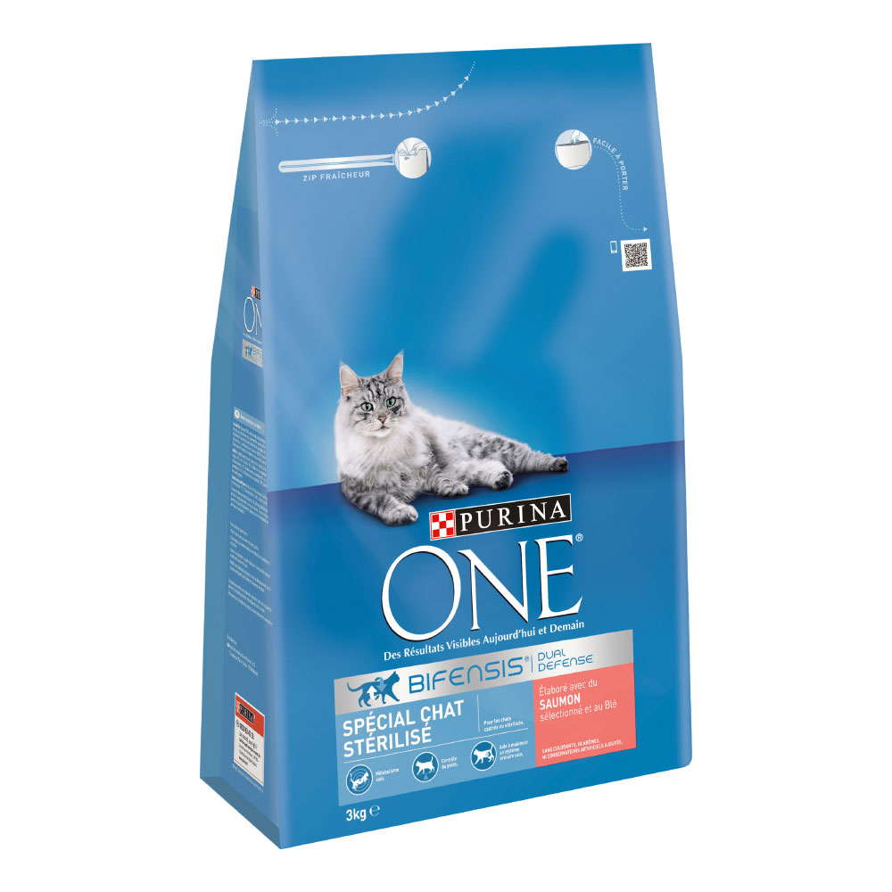 foto del prodotto purina one sterilized salmone crocchette per gatto 3 kg