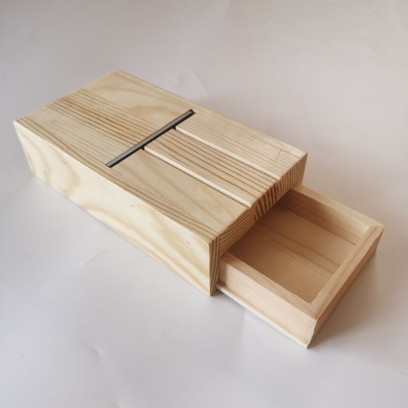 foto del prodotto pz. taglierina per pialla per sapone, cassetto in legno, smussatrice per sapone, pialla per rifilatura e rasatura, per natale, saponi e candele fatti